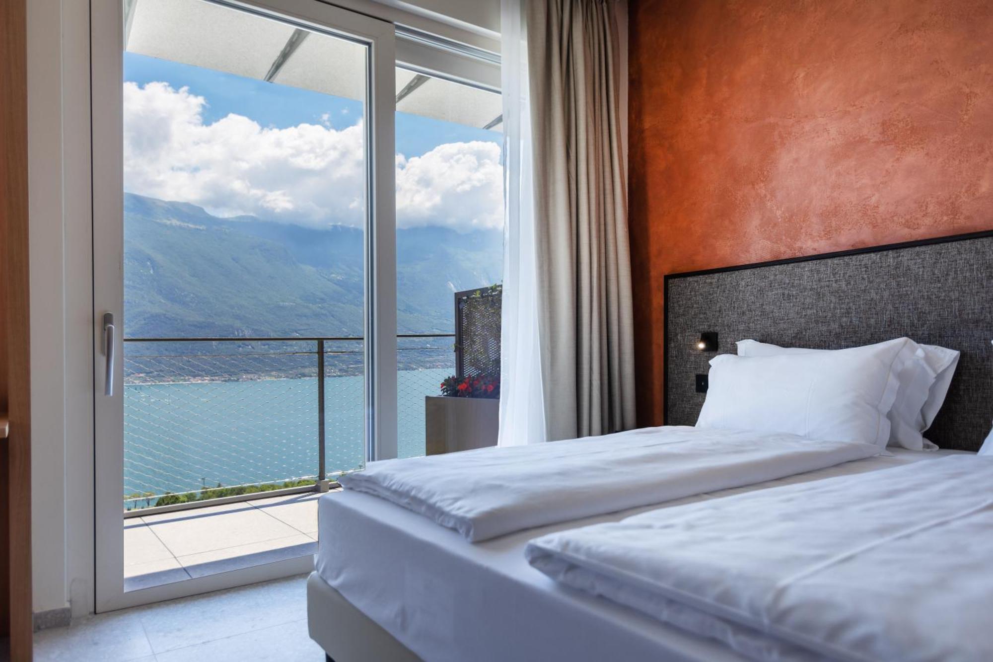 Llac Living Nature Hotel Limone sul Garda Exterior photo