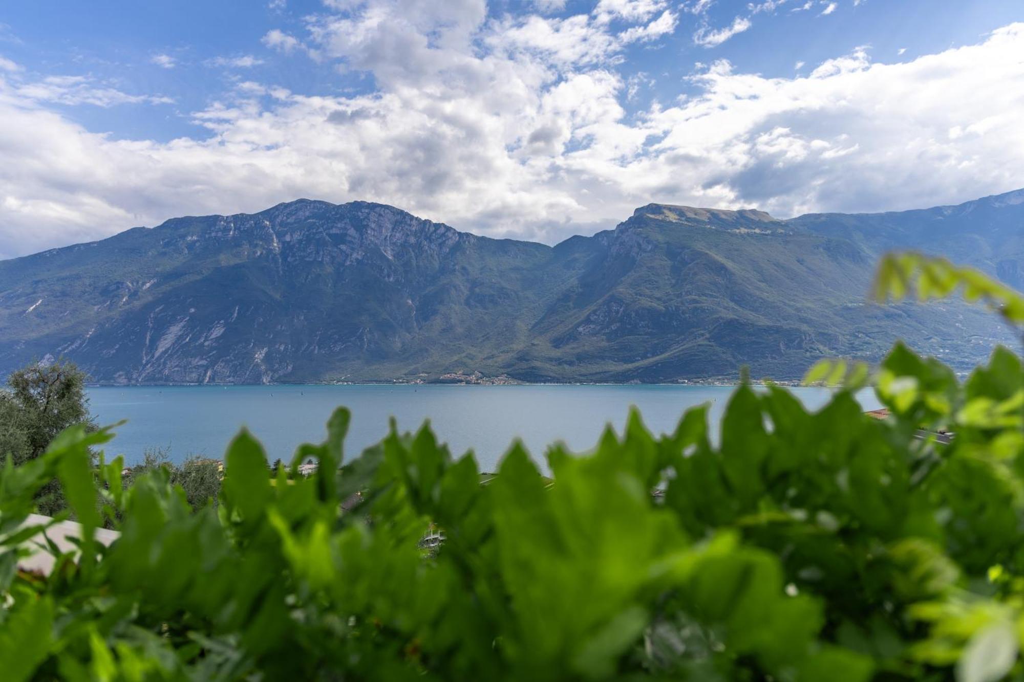 Llac Living Nature Hotel Limone sul Garda Exterior photo