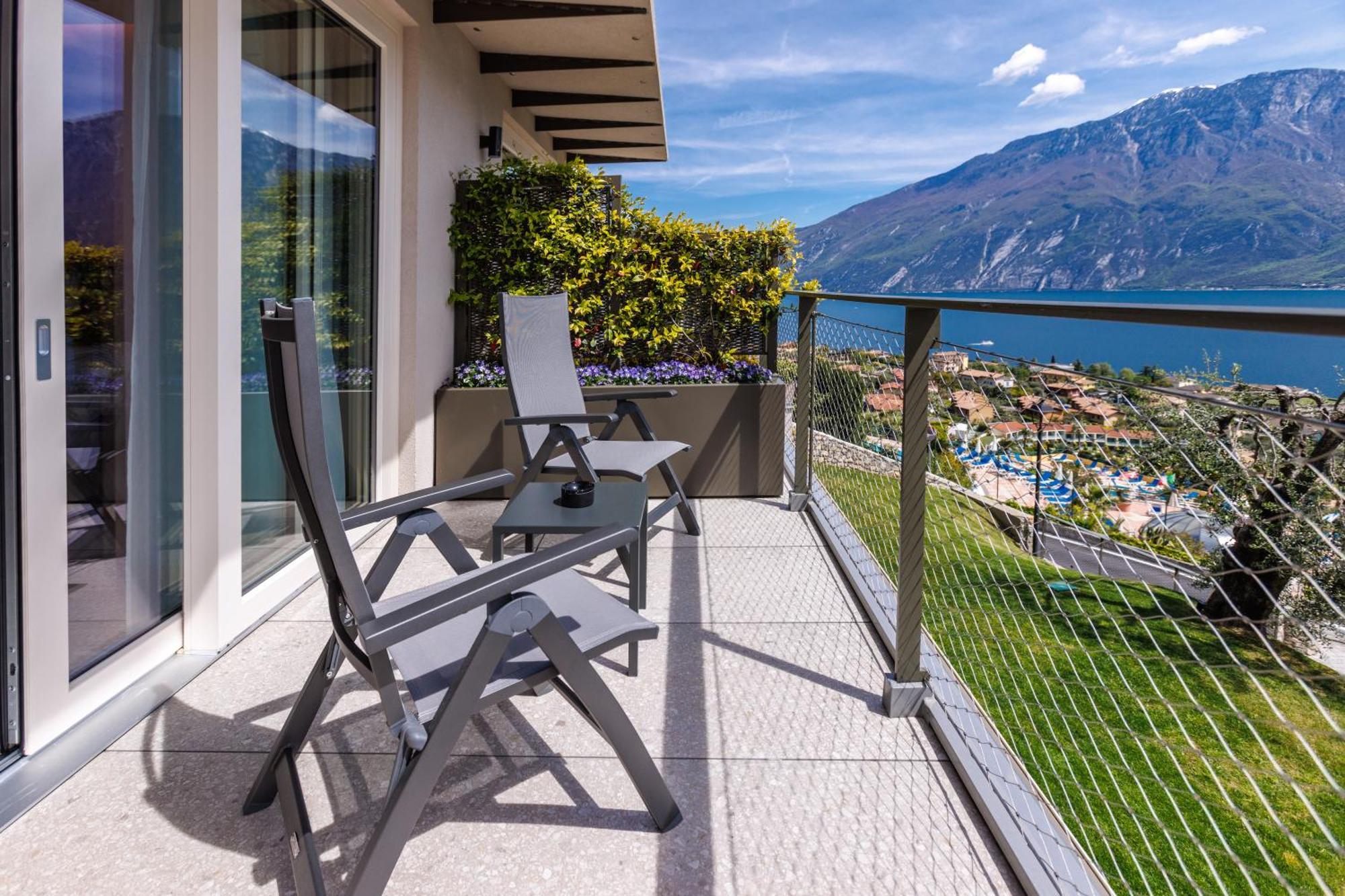 Llac Living Nature Hotel Limone sul Garda Room photo