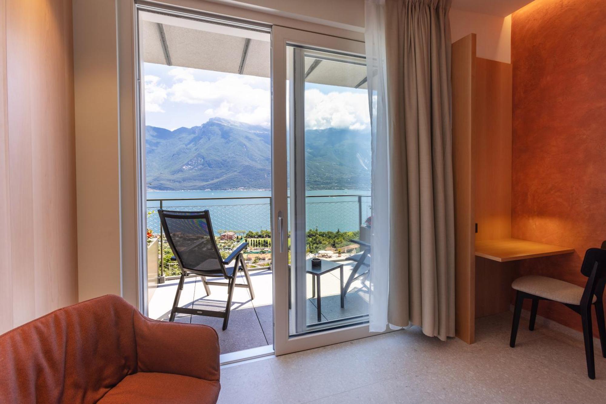 Llac Living Nature Hotel Limone sul Garda Room photo